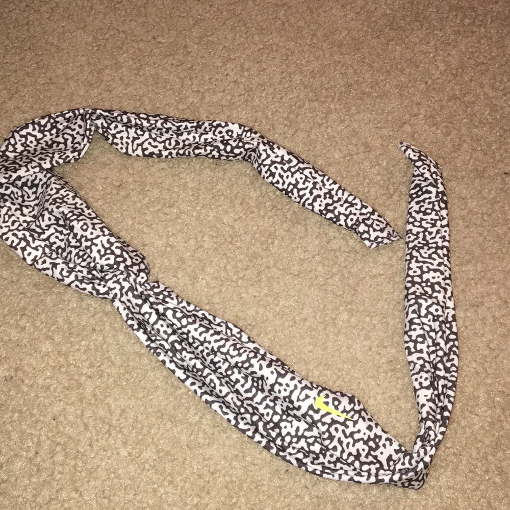 Nike Basketball Tie Headband